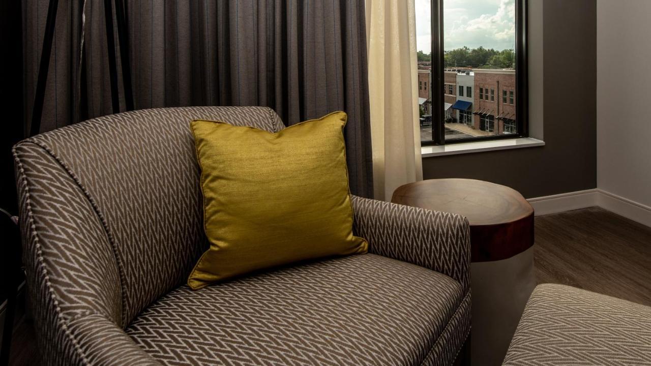 Hotel Indigo Hattiesburg By Ihg Bilik gambar